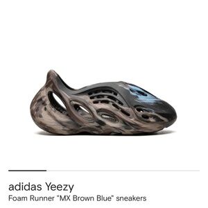 Yeezy foam runners